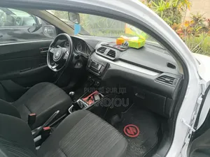 Suzuki Dzire 2020 Blanc