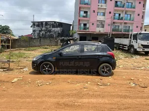 Hyundai i20 1.2 Kappa Petrol with Dual VTVT (MT) 2015 Noir