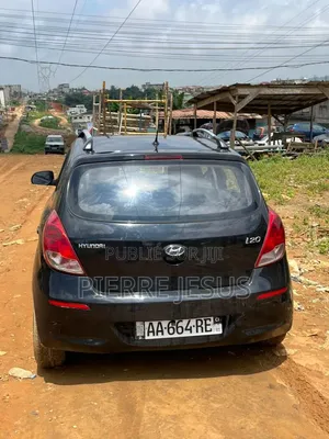 Hyundai i20 1.2 Kappa Petrol with Dual VTVT (MT) 2015 Noir