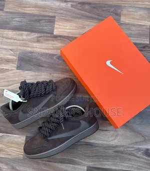 Nike Travis Scott
