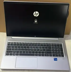 Nouveau Ordinateur portable HP ProBook 450 16GB Intel Core i7 SSD 512GB
