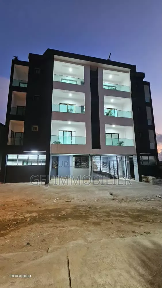 Immeuble R+3 À Vendre