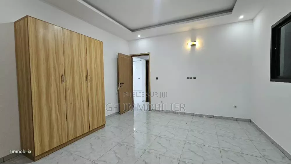 Immeuble R+3 À Vendre