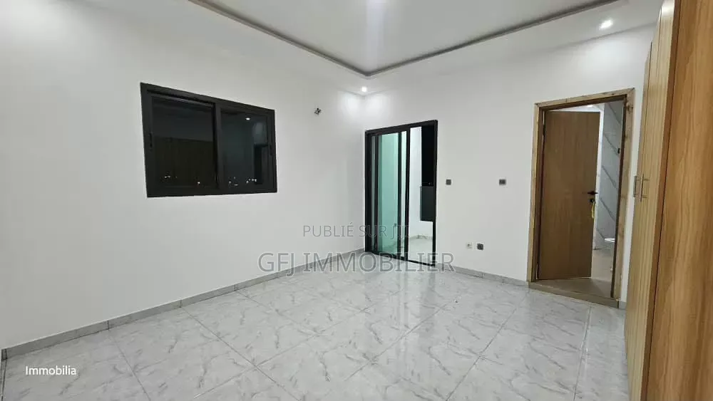 Immeuble R+3 À Vendre