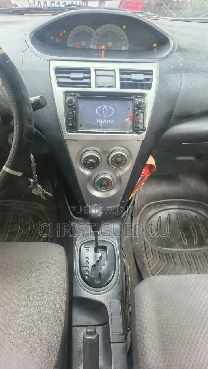 Toyota Yaris 2007 Bleu