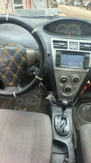 Toyota Yaris 2007 Bleu