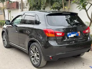 Mitsubishi Outlander 2016 Noir