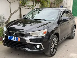 Mitsubishi Outlander 2016 Noir
