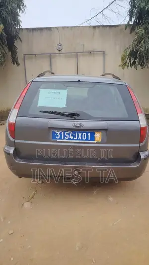 Ford Mondeo Clipper 2003 Gris