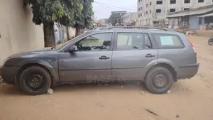 Ford Mondeo Clipper 2003 Gris