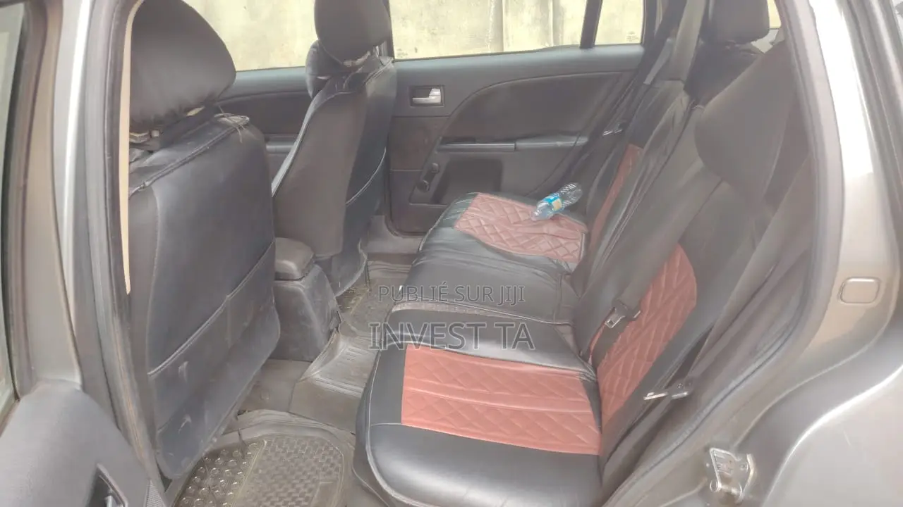Ford Mondeo Clipper 2003 Gris