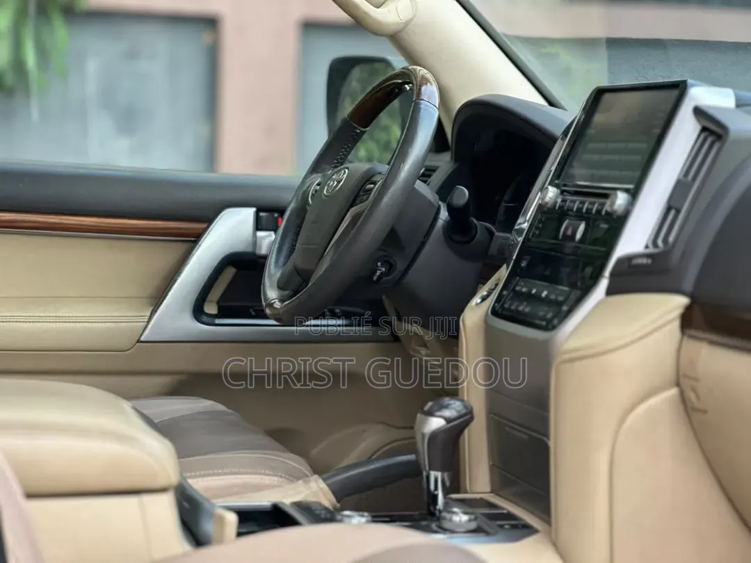 Toyota Land Cruiser 2018 Gris