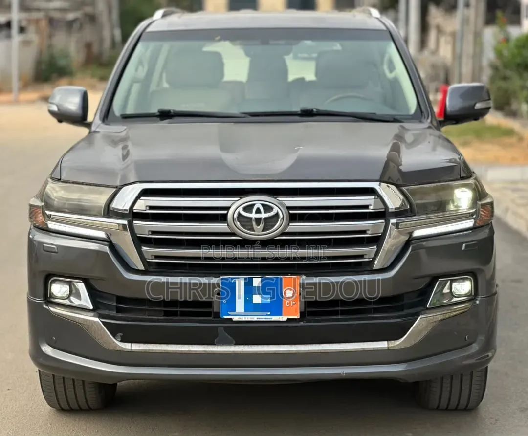 Toyota Land Cruiser 2018 Gris