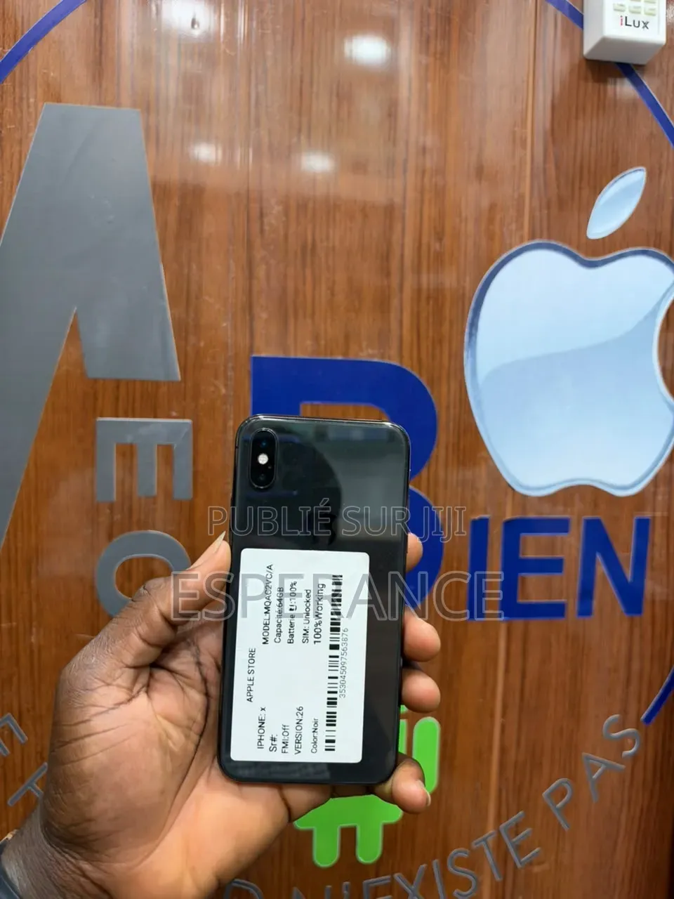 Apple iPhone X 64 GB Noir