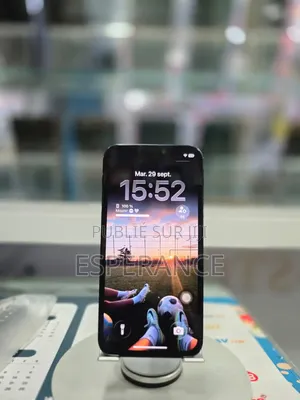 Apple iPhone 12 64 GB Noir