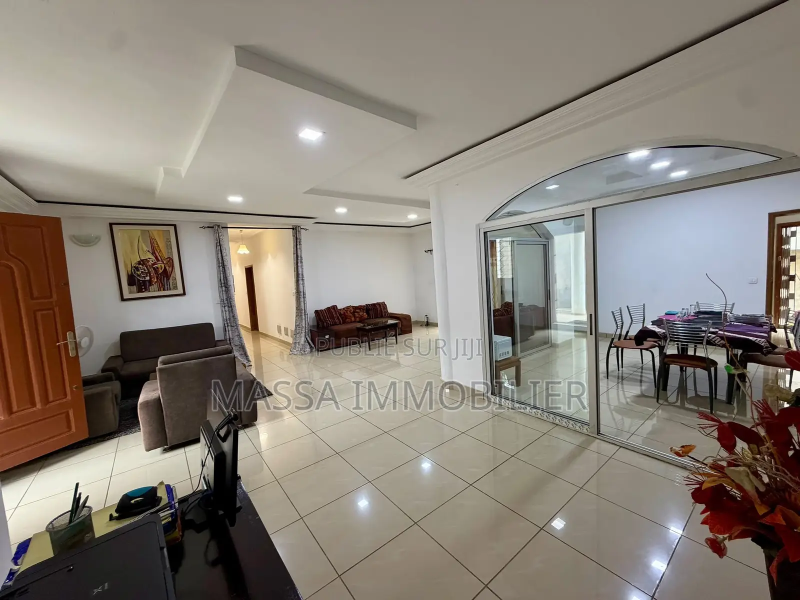 5chbre Duplex dans Massa Immobilier, Bingerville à Vendre