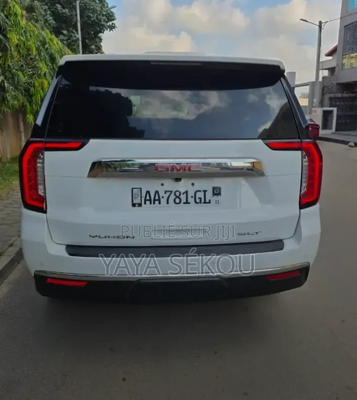 Nouveau GMC HUMMER EV 2026 Blanc cassé