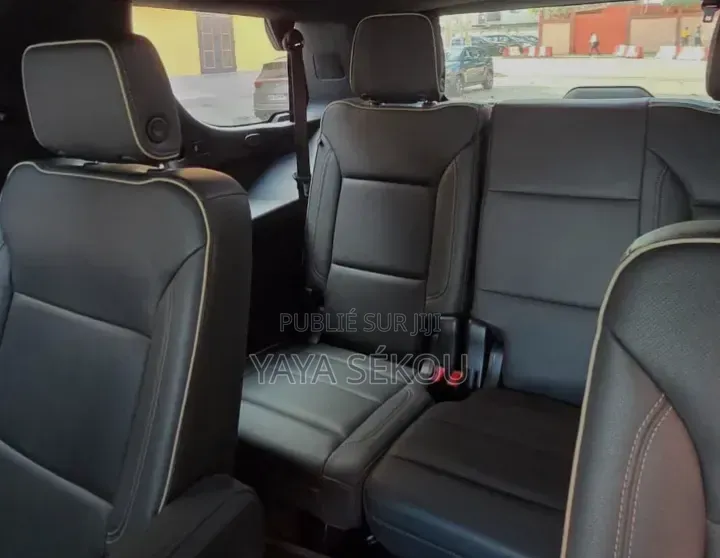 Nouveau GMC HUMMER EV 2026 Blanc cassé