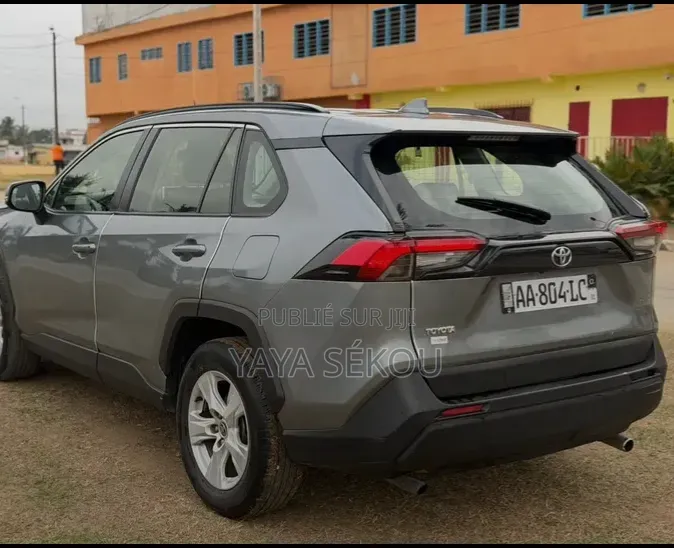 Nouveau Toyota RAV4 2026 Noir Mat