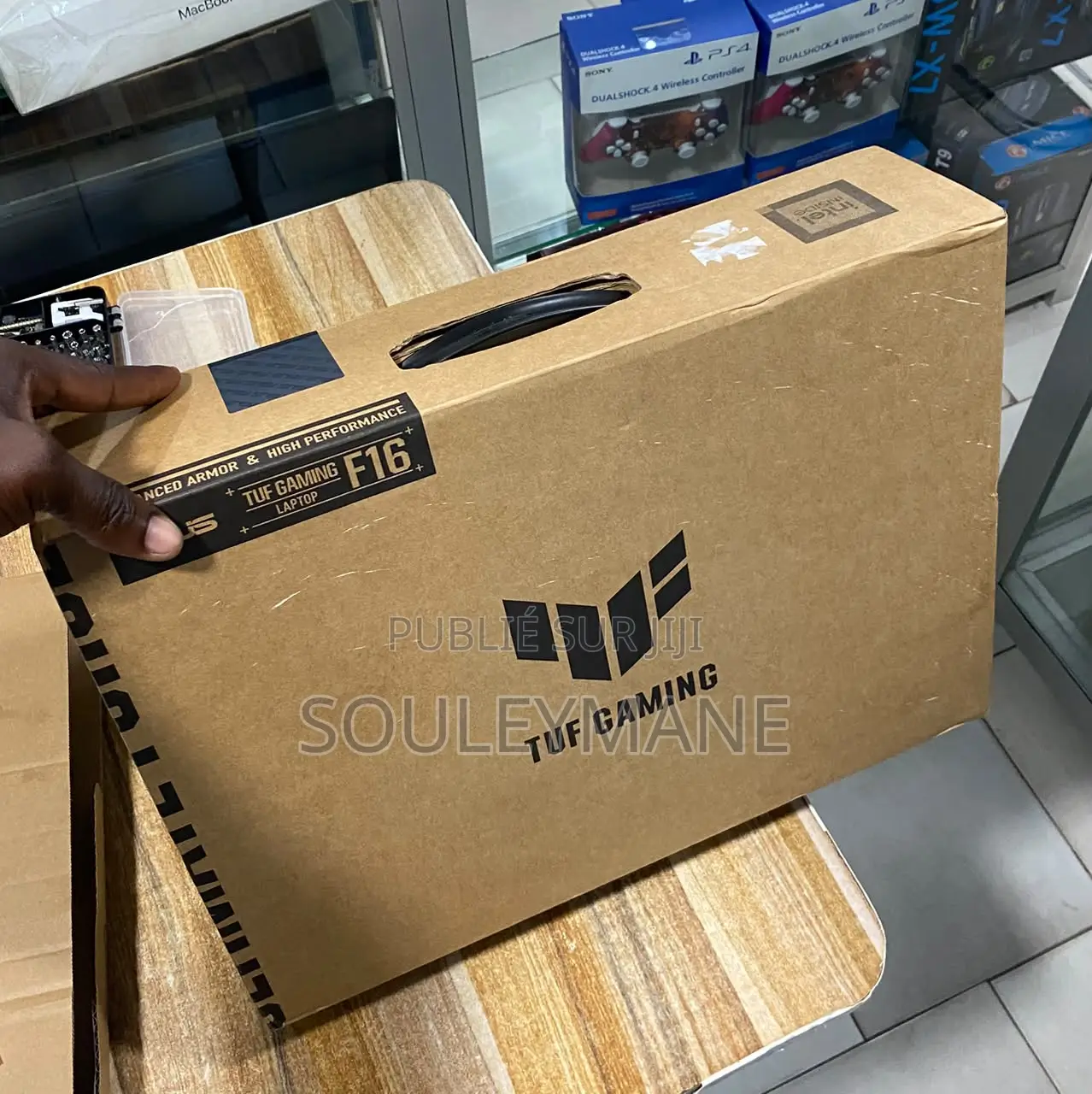 Ordinateur portable Asus TUF Gaming F16 16GB Intel Core i7 SSD 1T