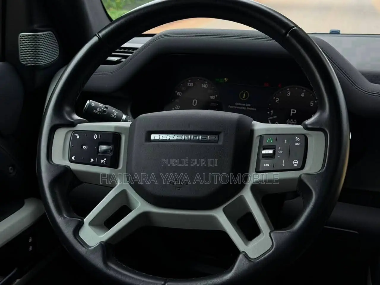 Land Rover Defender X-Dynamic SE 2024 Noir