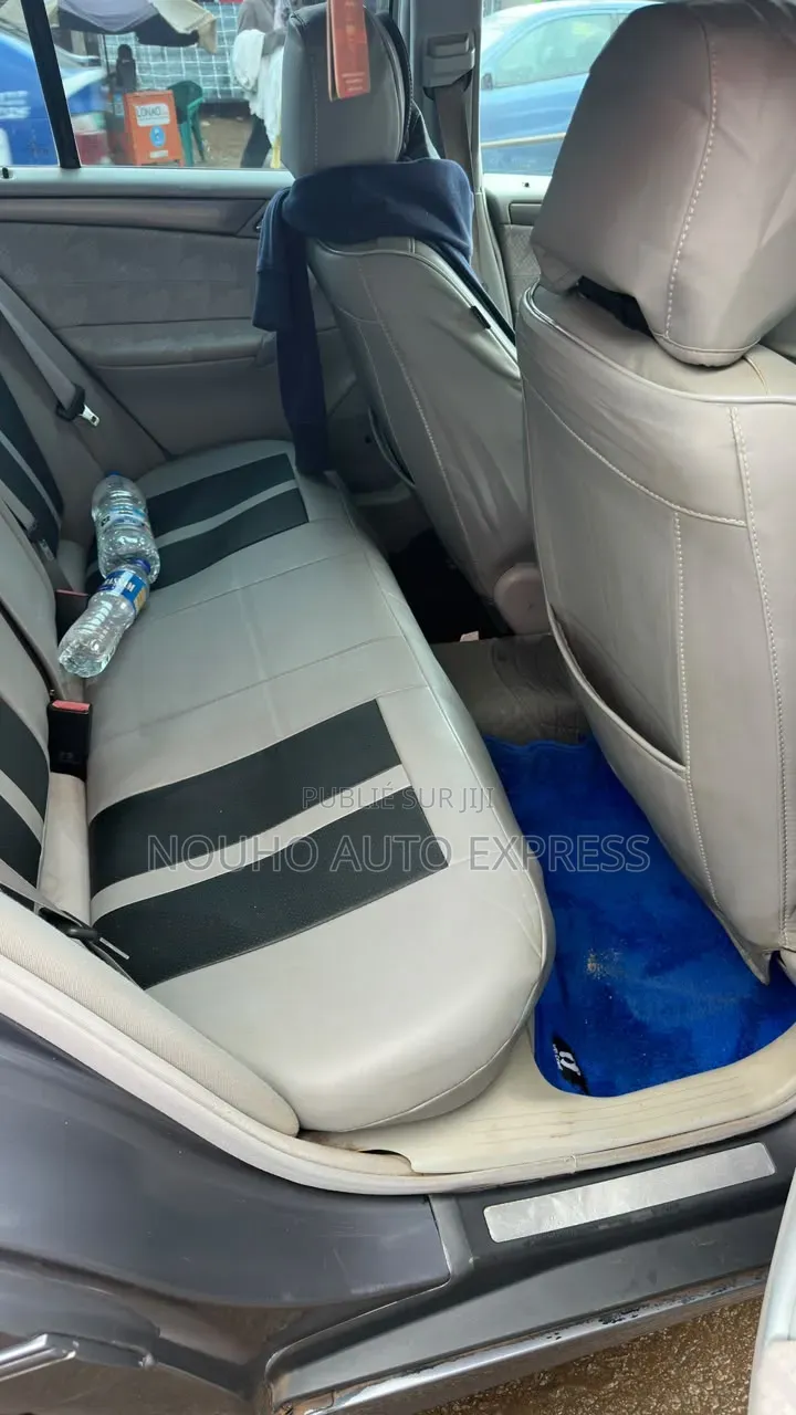 Mercedes-Benz C200 2004 Gris
