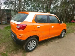 Suzuki S-Presso 2025 Orange