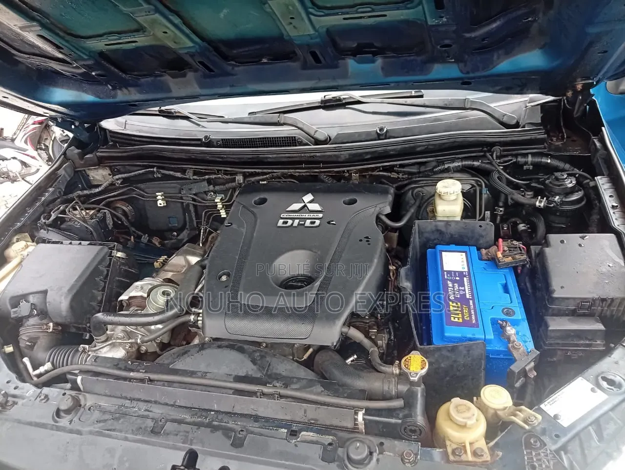 Mitsubishi L200 2022 Bleu