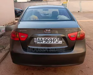 Hyundai Elantra 2008 Gris