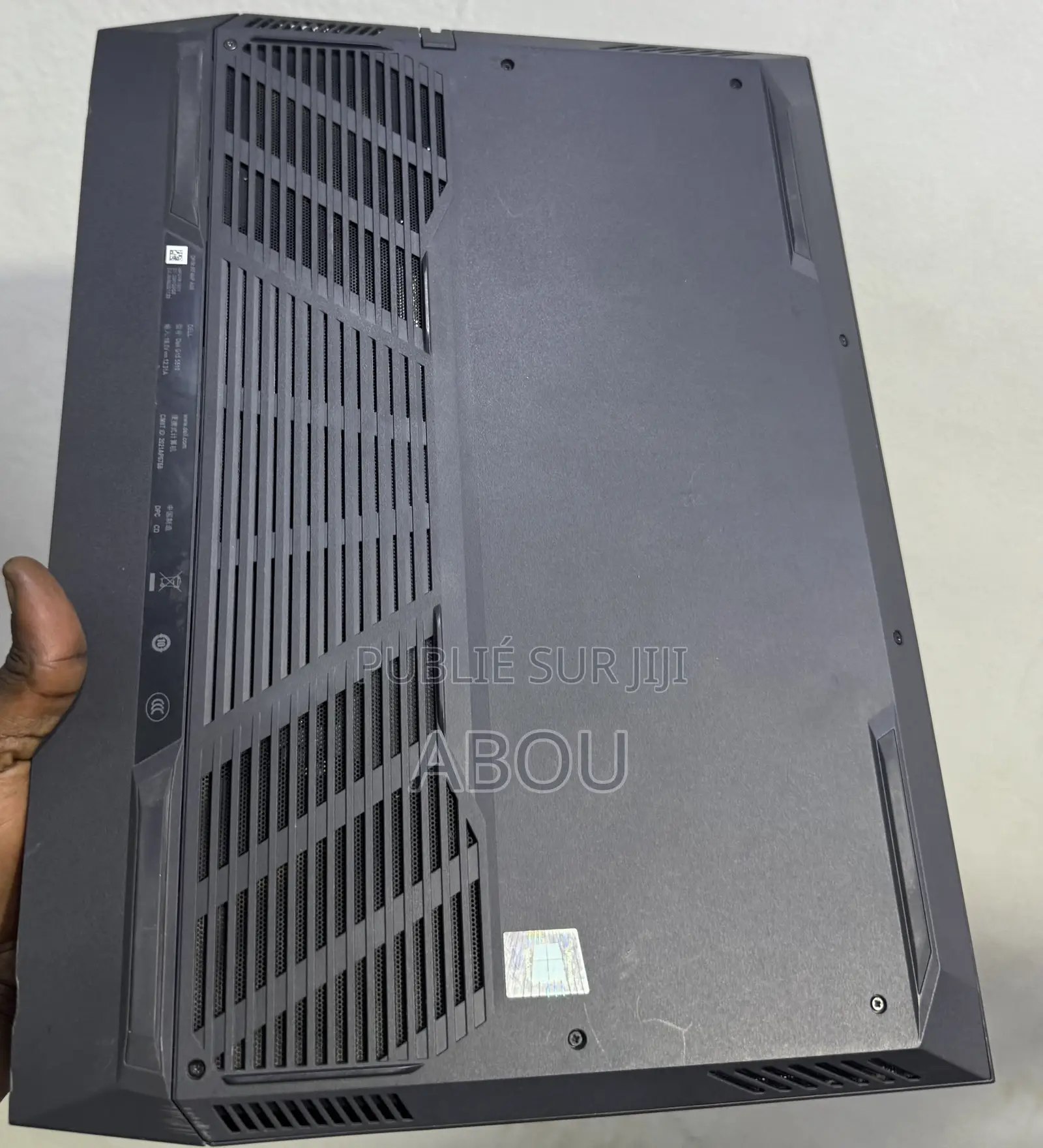Ordinateur portable Dell G15 5510 16GB Intel Core i5 SSD 512GB