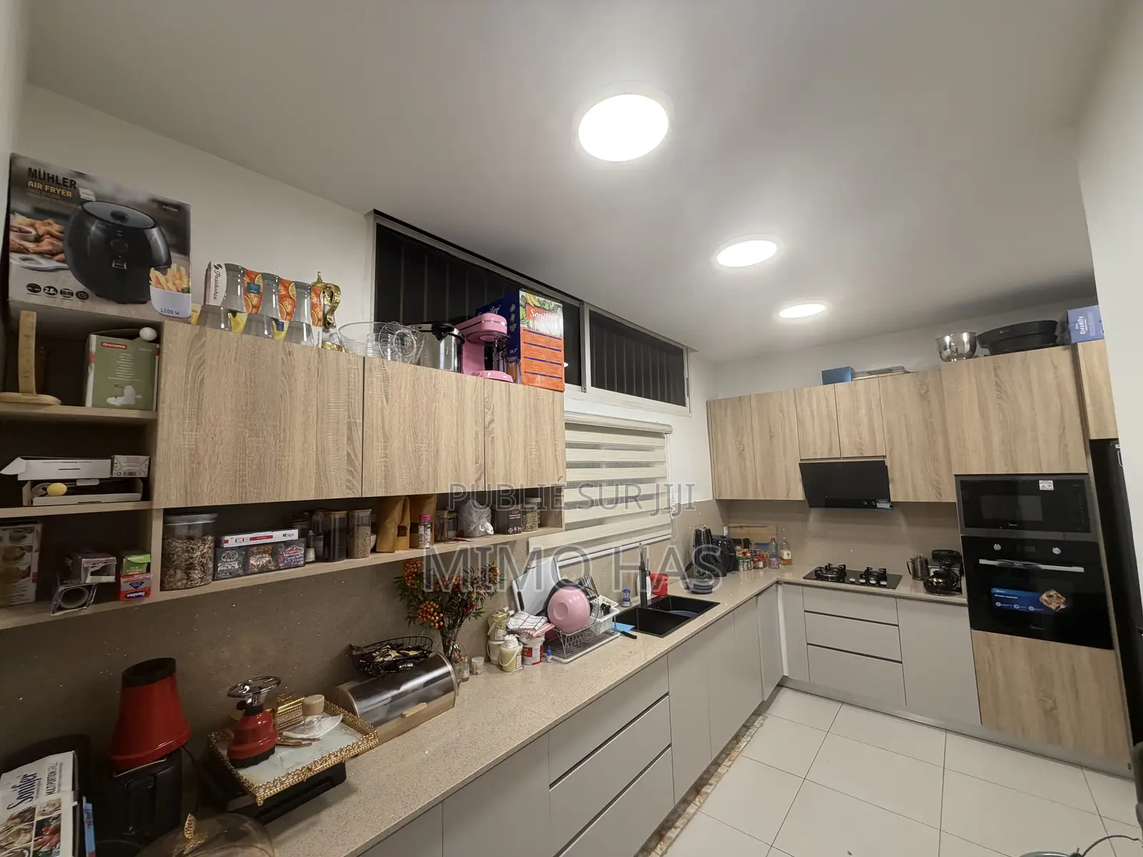 Meublé 2chbre Appartement dans Cocody à Vendre