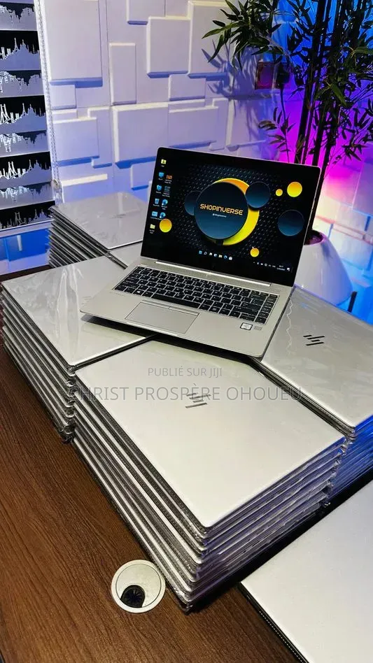 3XS Custom 1851 Mini ATX 256GB Intel Core i9 HDD+SSD 700GB