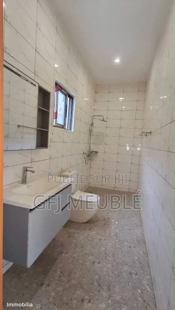 6chbre Duplex dans Cocody à Vendre
