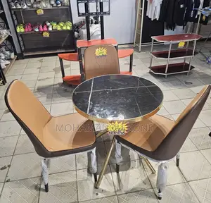 Belle Ensemble De Table À Manger Moderne + (4) Chaises Confort Importé