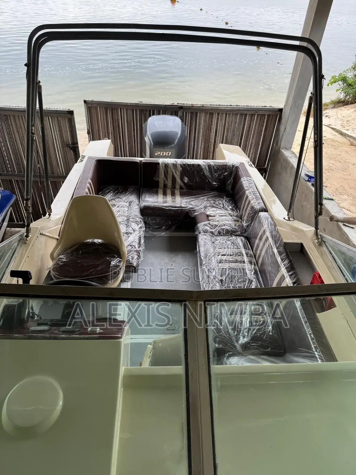 Bateau Plaisance Avec Cabine 200cv Yamaha Avec Papier 30Million