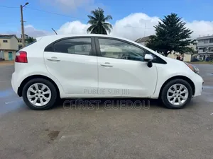 Kia Rio 2015 Blanc