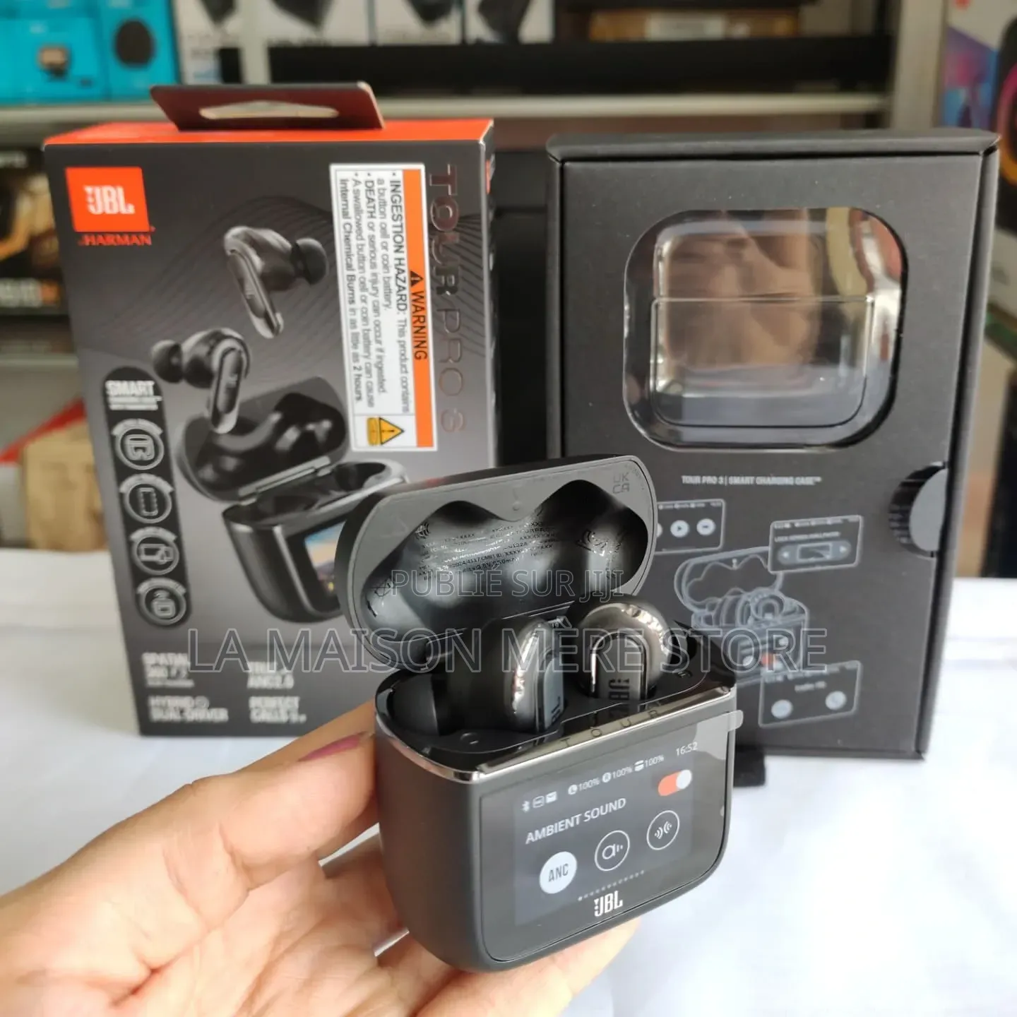 JBL Tour Pro 3