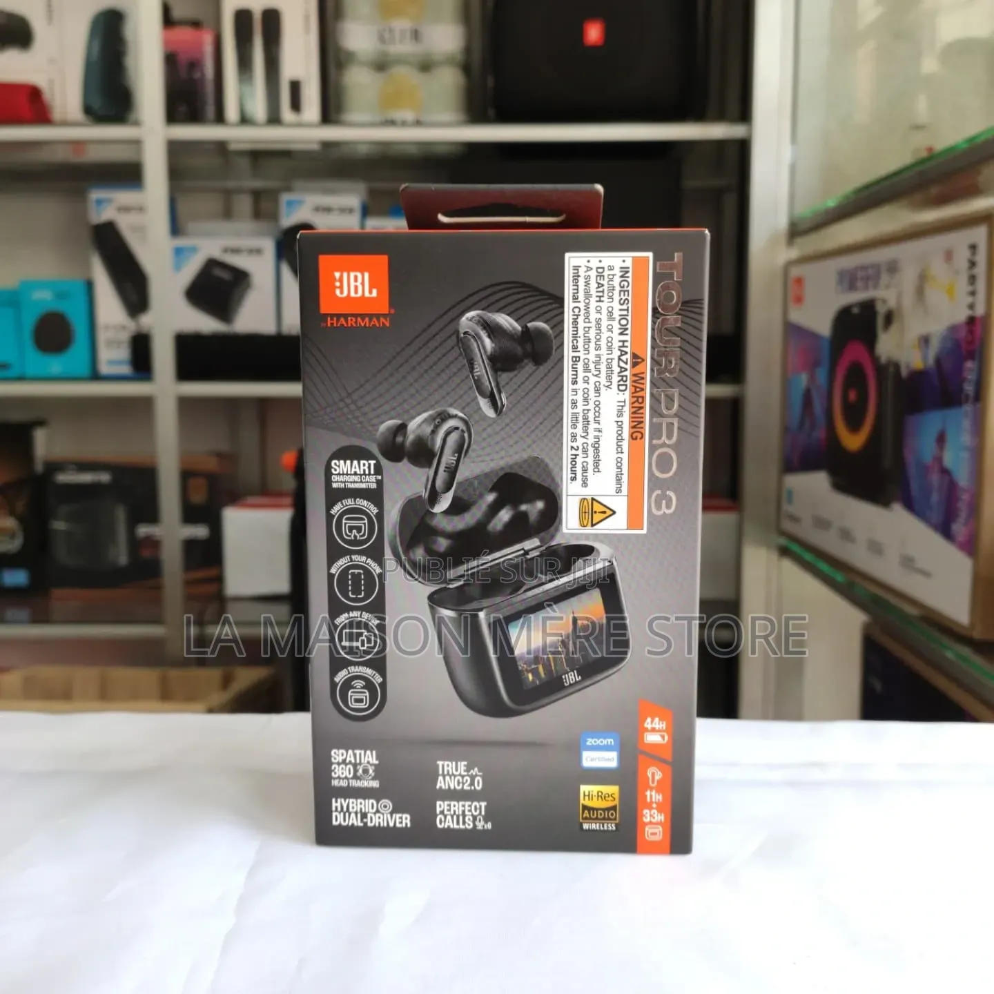 JBL Tour Pro 3