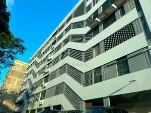3chbre Appartement dans Plateau à Vendre