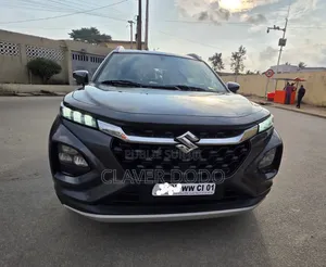 Suzuki Fronx 2024 Noir