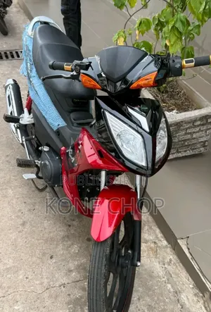 Nouveau KTM RC 125 2026 Rouge