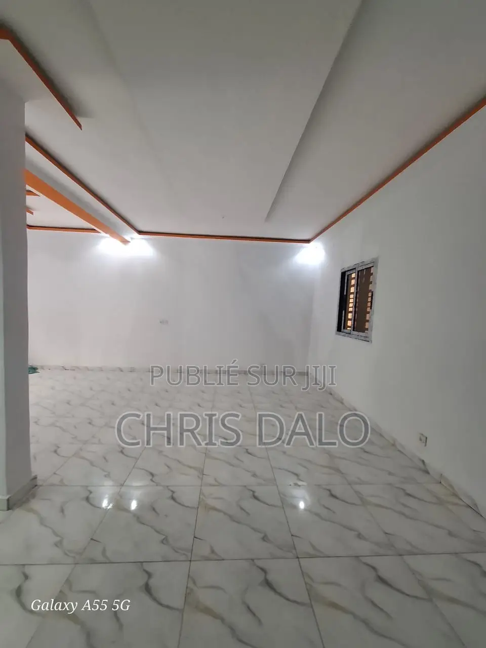 3chbre Duplex dans Beni, Cocody à Louer