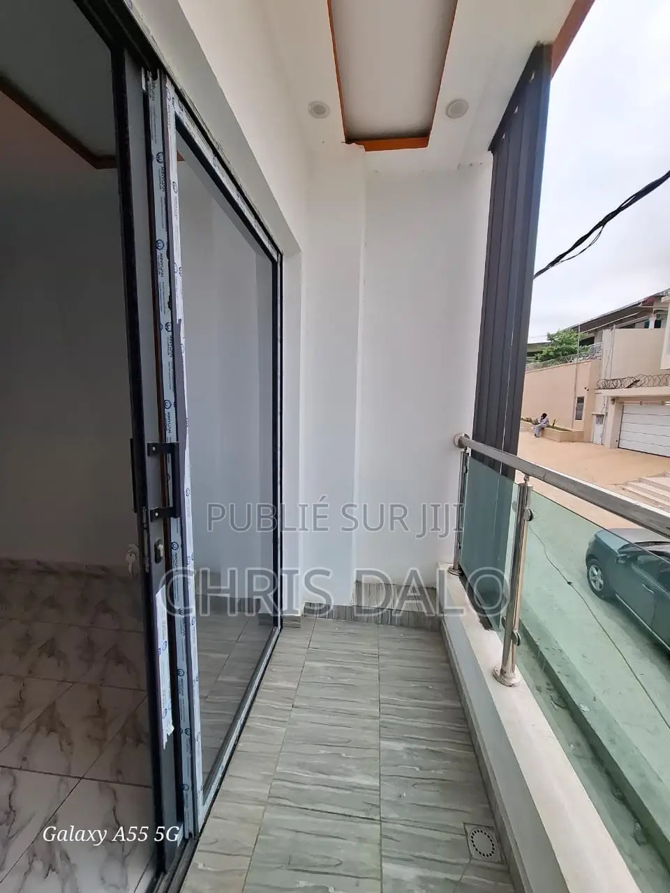 3chbre Duplex dans Beni, Cocody à Louer