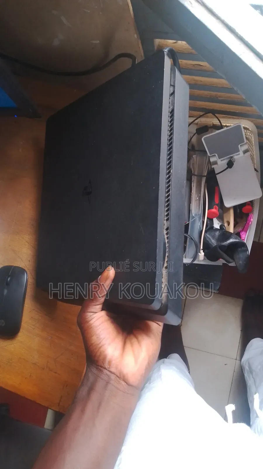 Play Station 4
