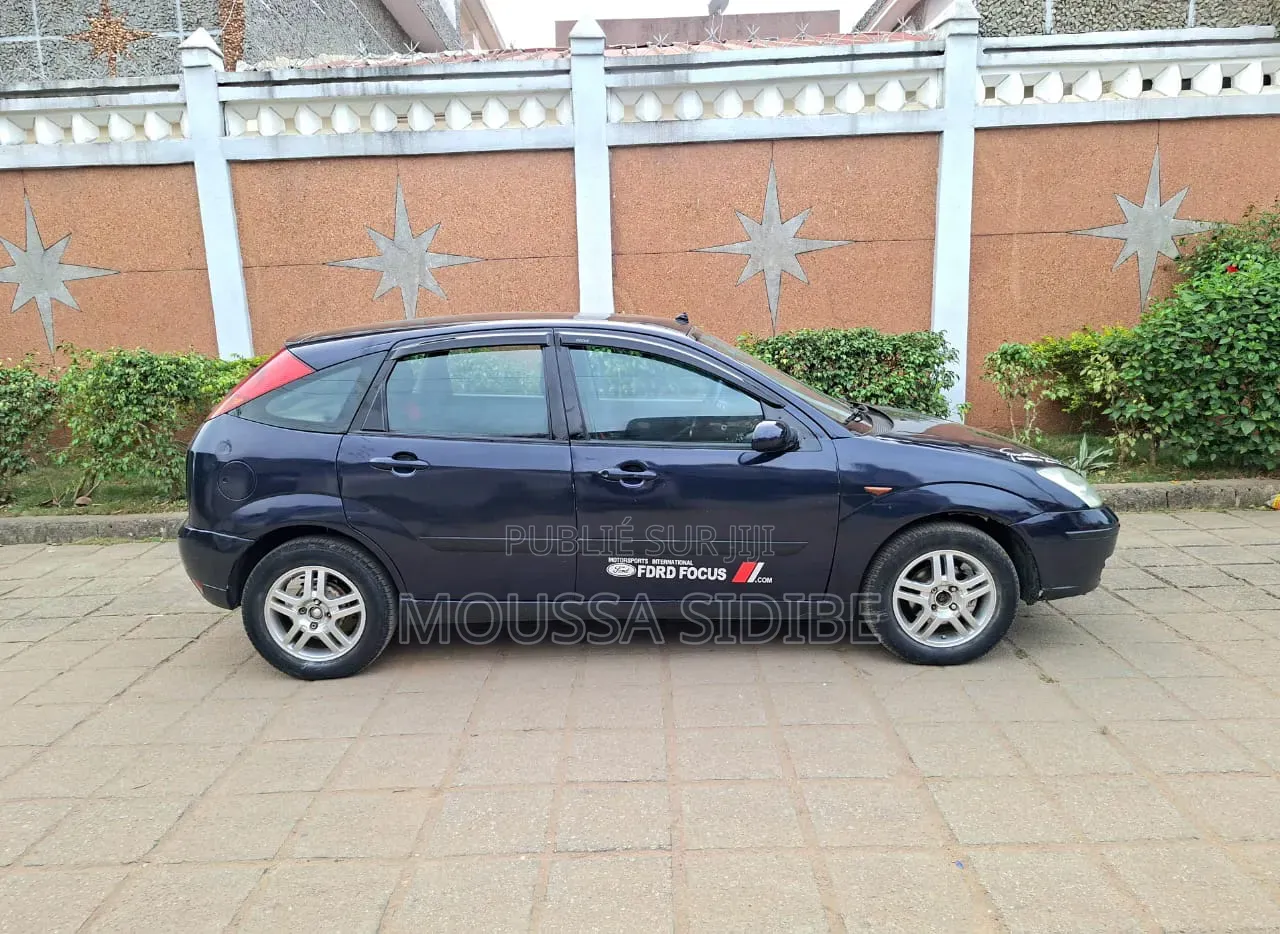 Ford Focus 2002 Bleu