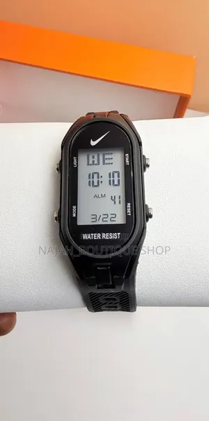Montre Numérique De Style De Sport