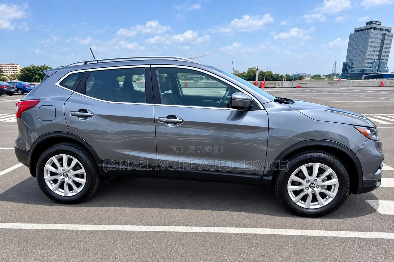 Nissan Rogue 2022 Gris