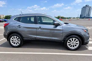 Nissan Rogue 2022 Gris