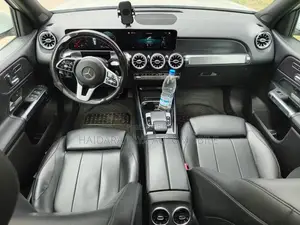Mercedes-Benz GLB-Class GLB 250 4MATIC 2021 Blanc