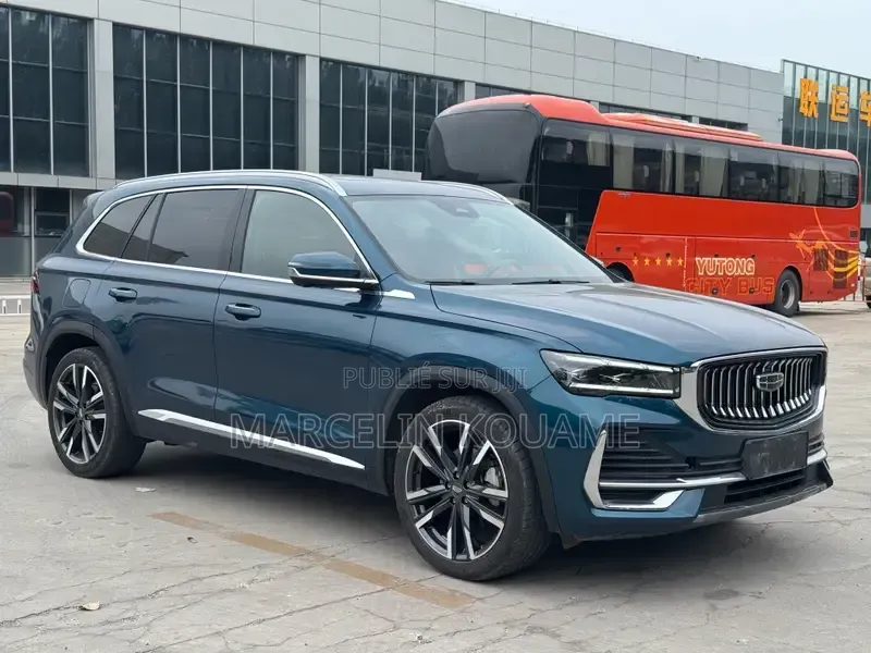 Nouveau Geely Xingyuan 2024 Bleu